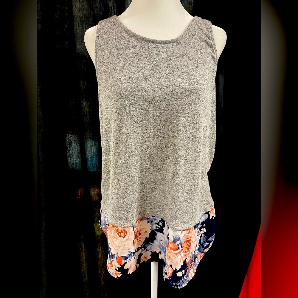Cute gray tank perfect for over skinny jeans